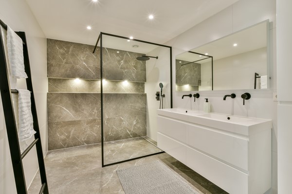 Medium property photo - Balatonmeerlaan 43, 1060 RD Amsterdam